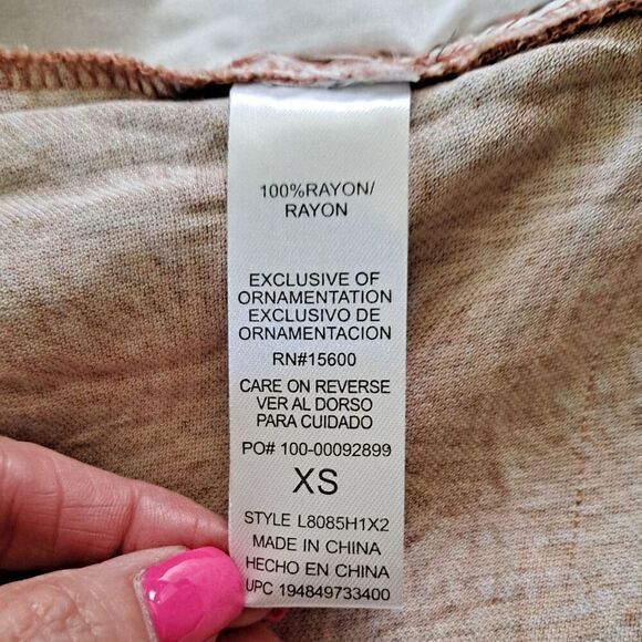 Women's Smocked Waist Shorts Tuscan Shadow XSmall - Picture 5 of 6